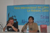 Paco Ignacio Taibo II y Héctor Cerezo Contreras en La Habana